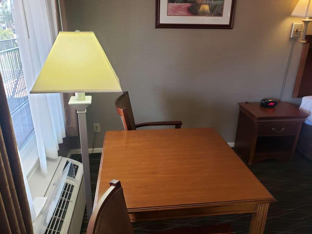 Best Western La Posada Motel Fillmore Стая снимка