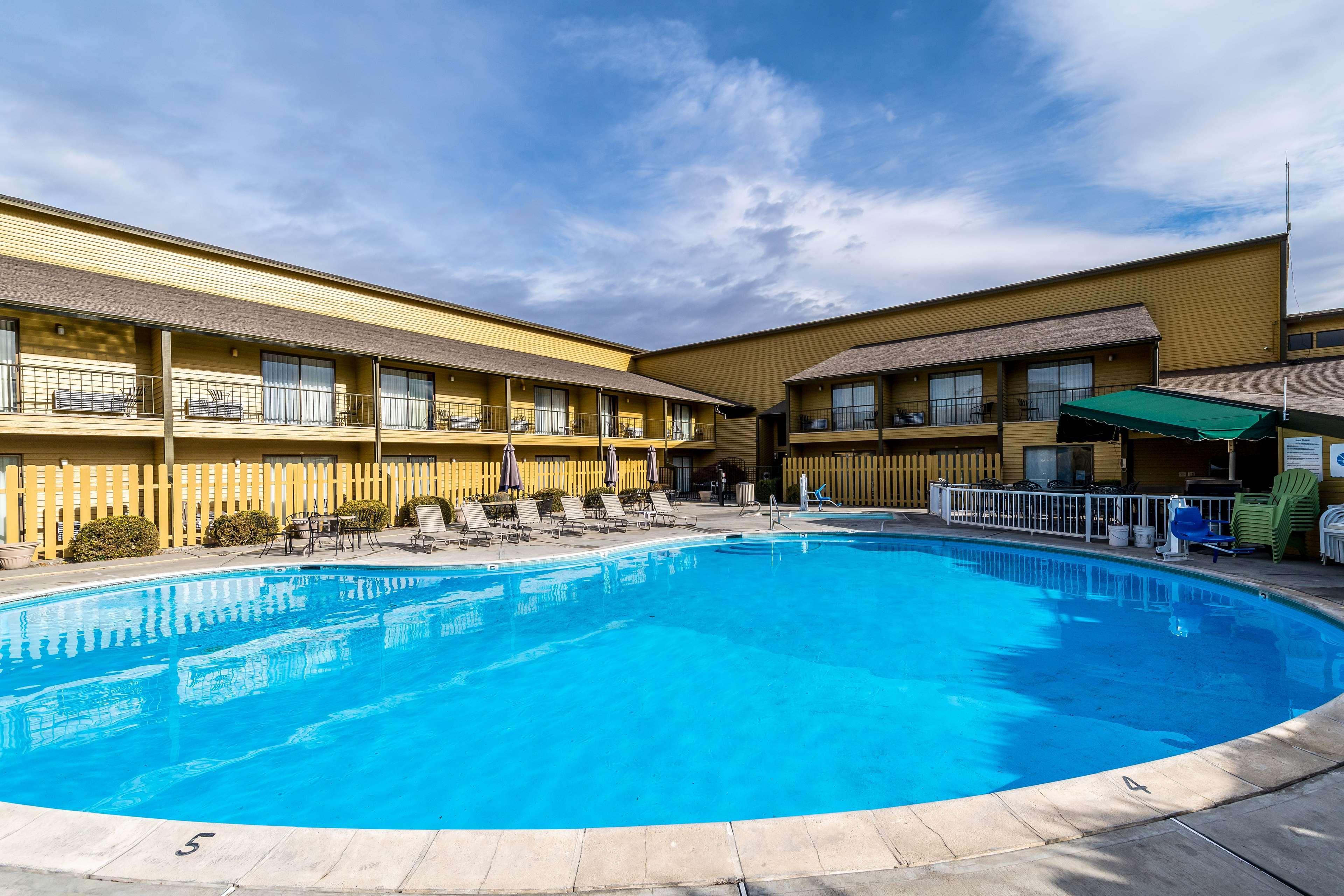 Best Western La Posada Motel Fillmore Екстериор снимка