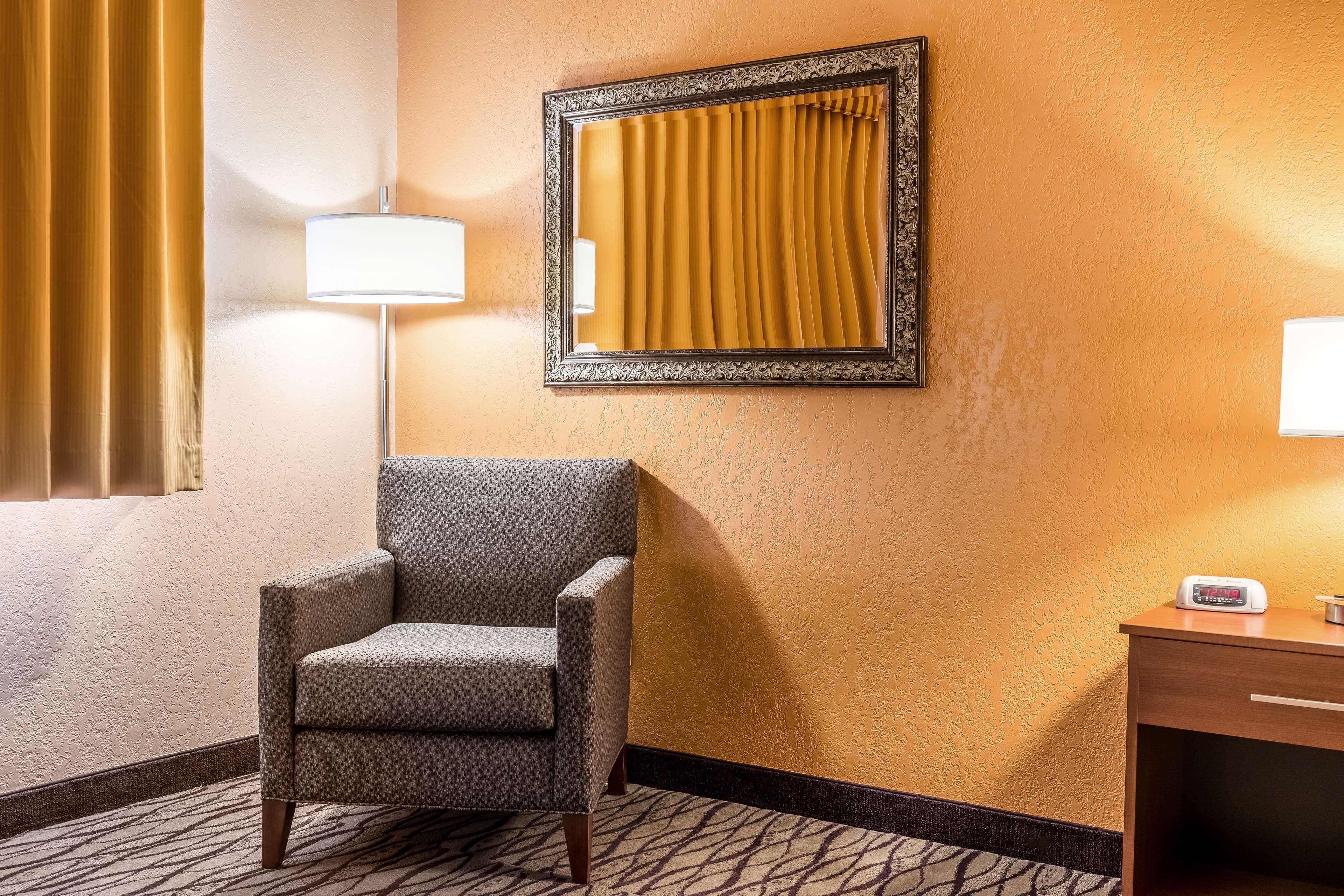Best Western La Posada Motel Fillmore Екстериор снимка
