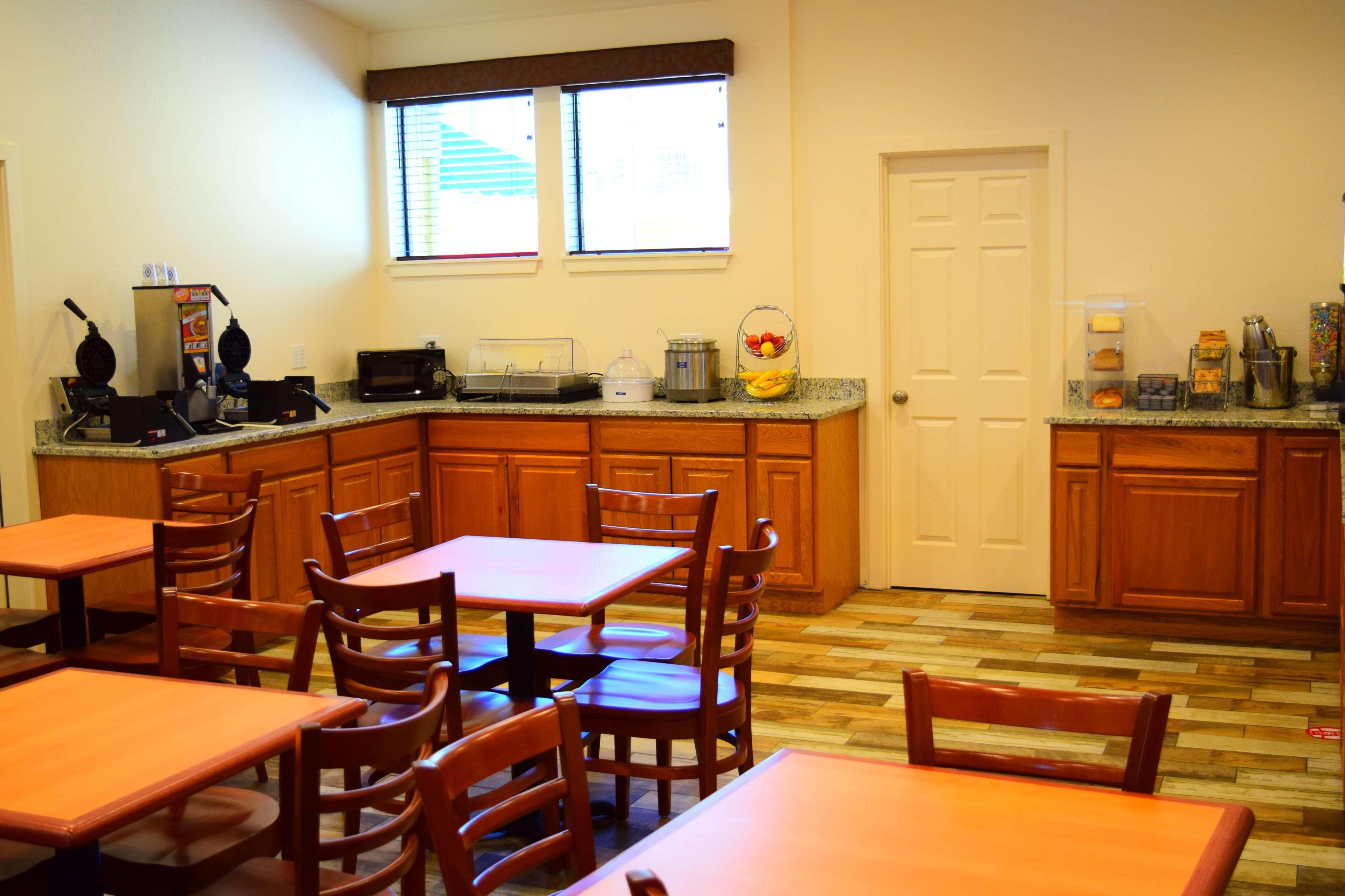 Best Western La Posada Motel Fillmore Екстериор снимка