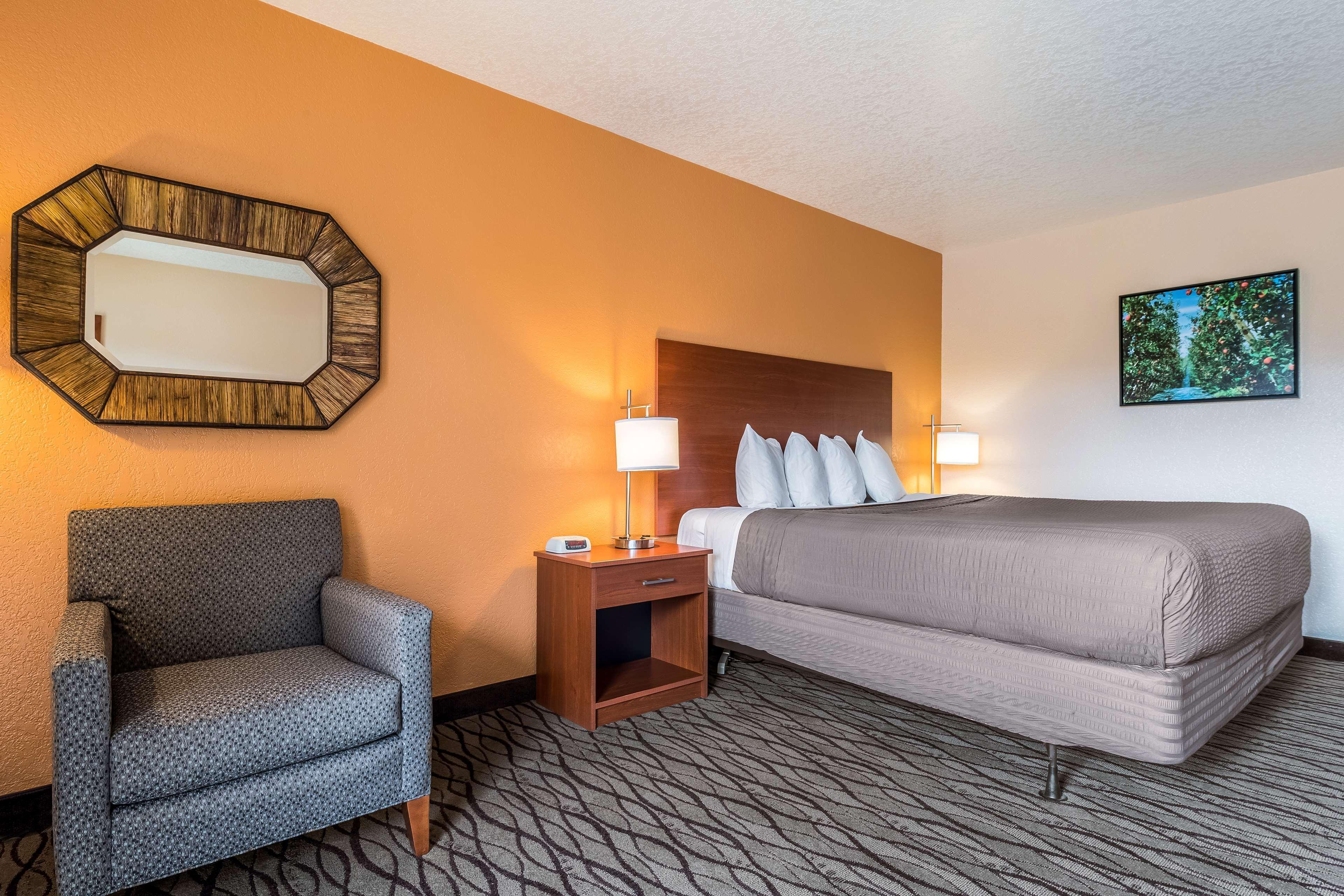 Best Western La Posada Motel Fillmore Екстериор снимка