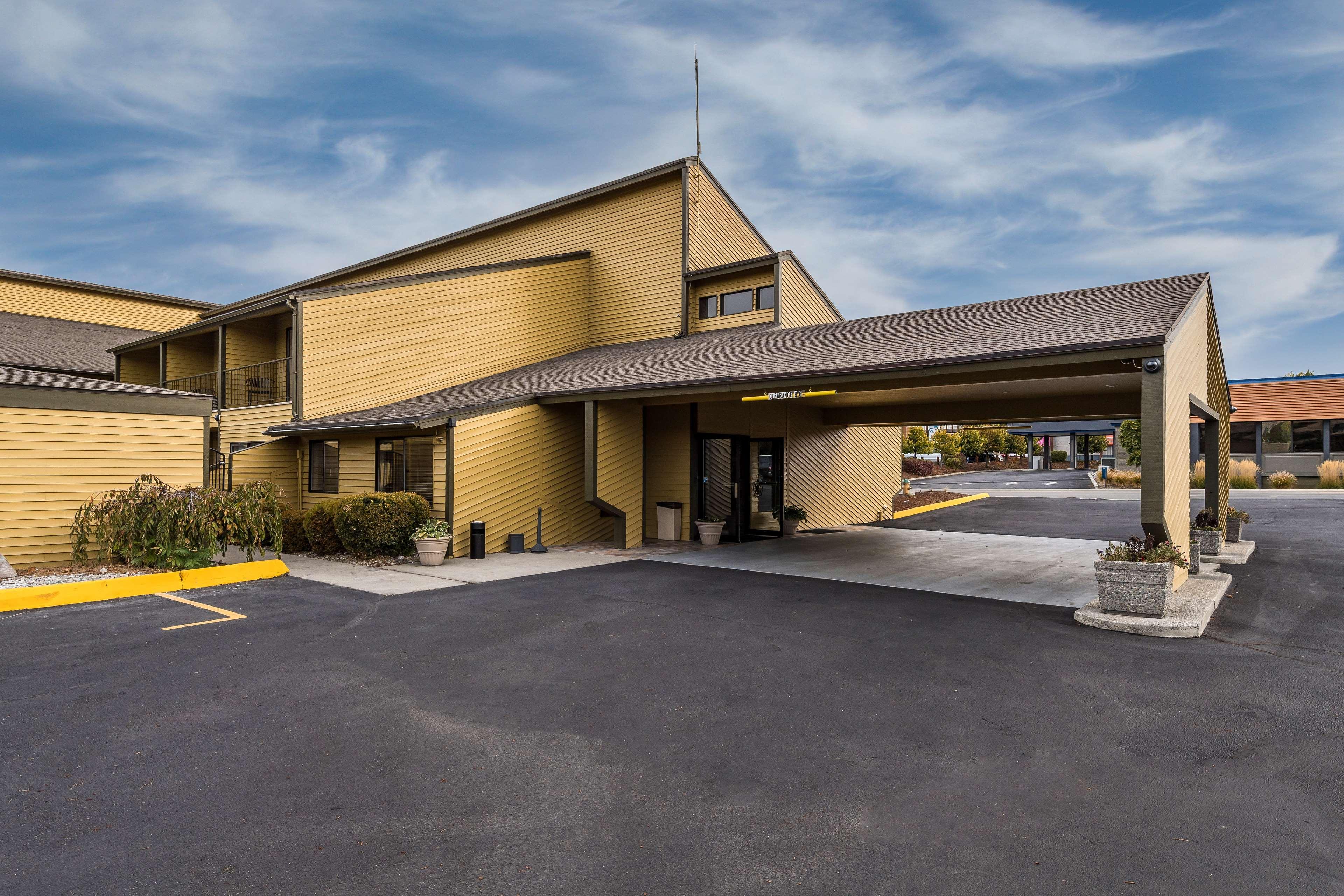 Best Western La Posada Motel Fillmore Екстериор снимка