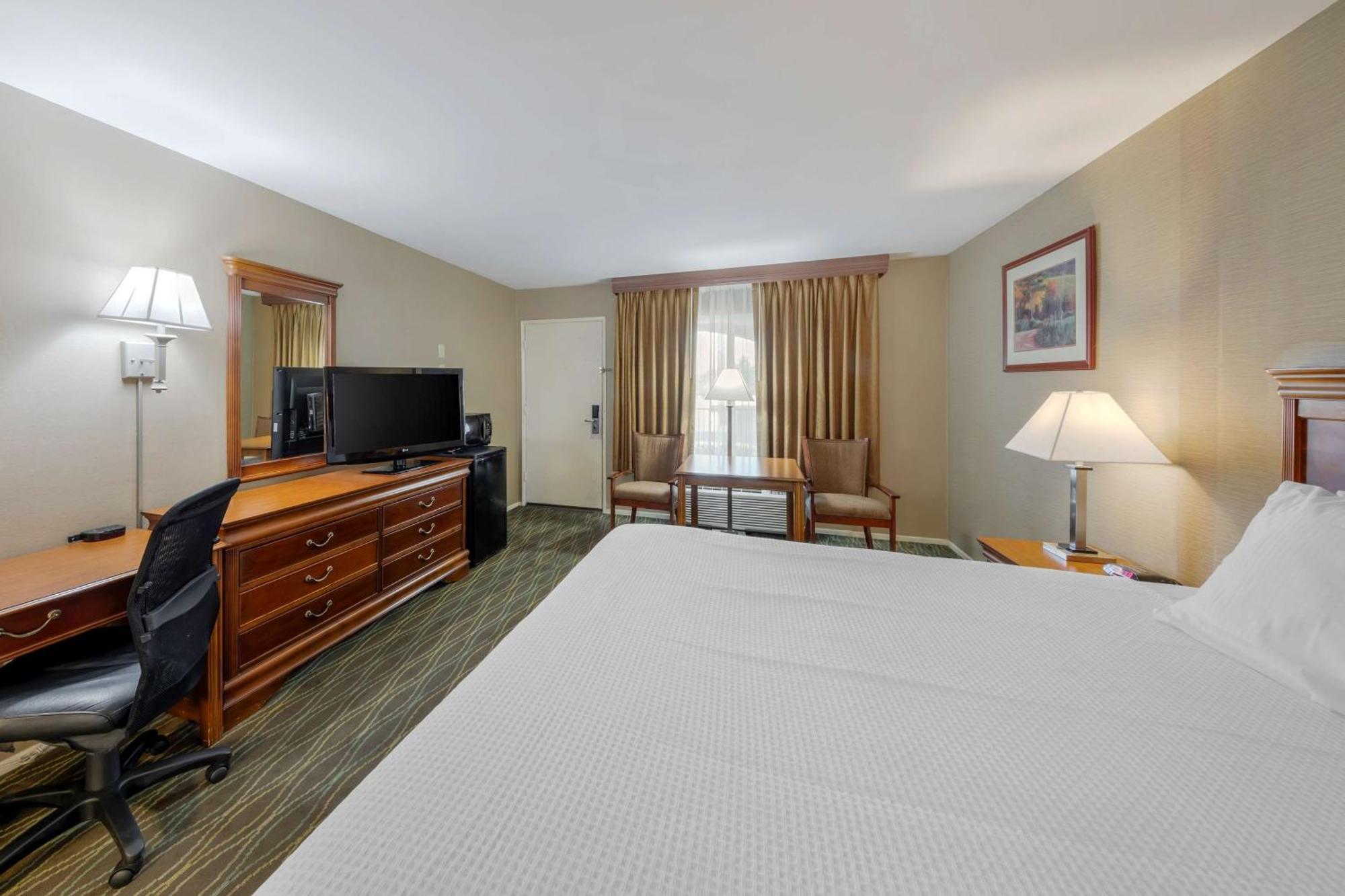 Best Western La Posada Motel Fillmore Екстериор снимка